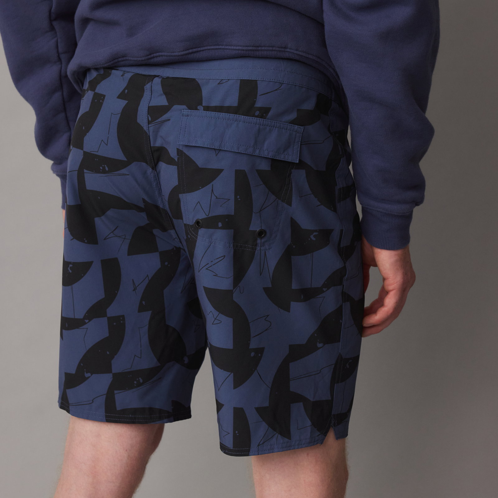 ION Boardshort AOP short de bain homme 19" en bleu foncé avec imprimé total, vue dos