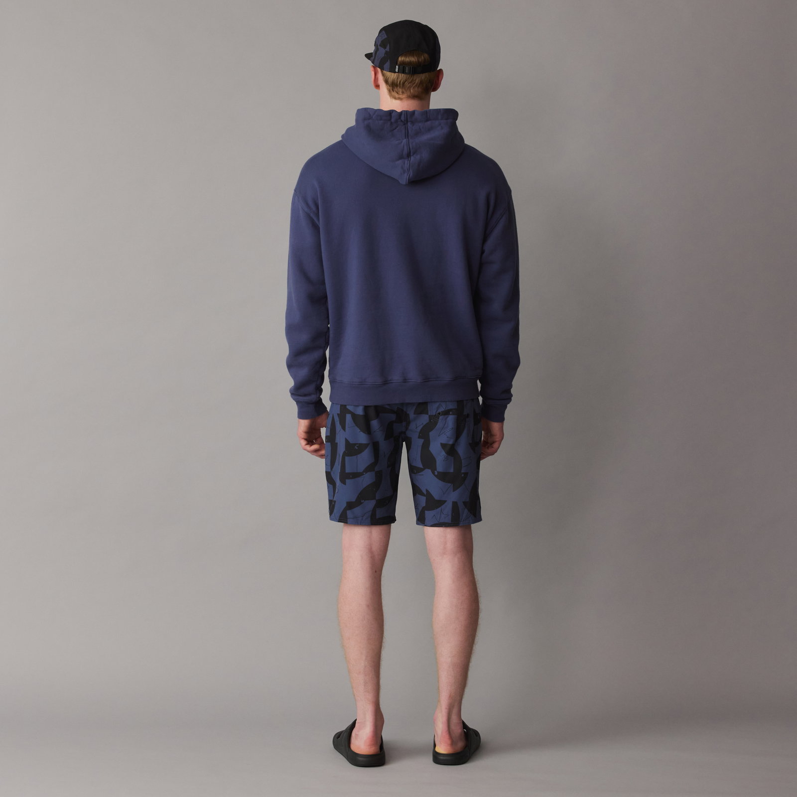 Short de bain ION Boardshort AOP homme 19" en bleu foncé et noir – vue de dos
