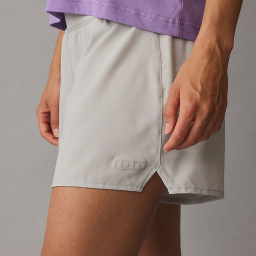 ION_Water_Boardshorts-Ionic-women_Model-Pictures_6