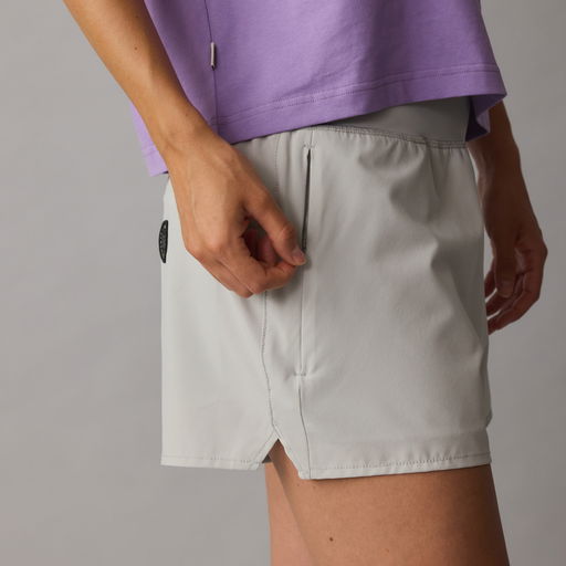 ION_Water_Boardshorts-Ionic-women_Model-Pictures_5