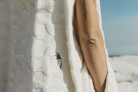 ION_Water_Poncho-Select-Reefside_Action-Shots_4