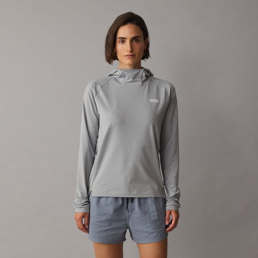 ION_Water_Wetshirt-Storm-Pro-LS-women_Model-Pictures_1