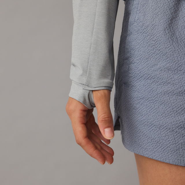 ION_Water_Wetshirt-Storm-Pro-LS-women_Model-Pictures_4