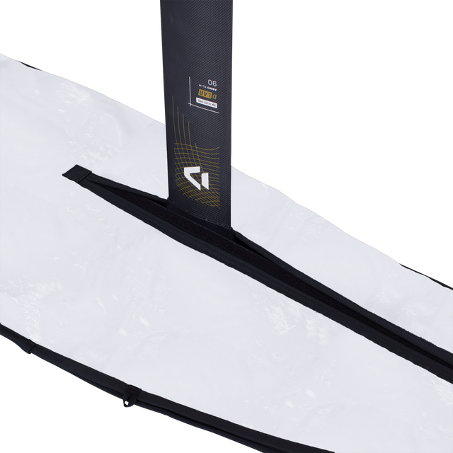 ION_Water_Foil-Boardbag-Core-Downwinder_Product-Pictures_2