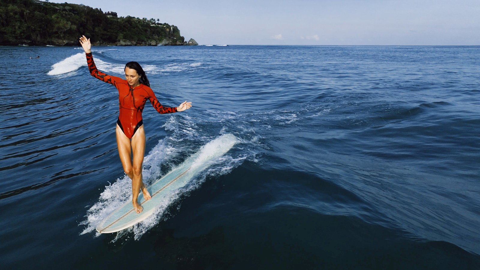 Amaze Hot Shorty 1.5 Long Sleeve Wetsuit Women | ION Water
