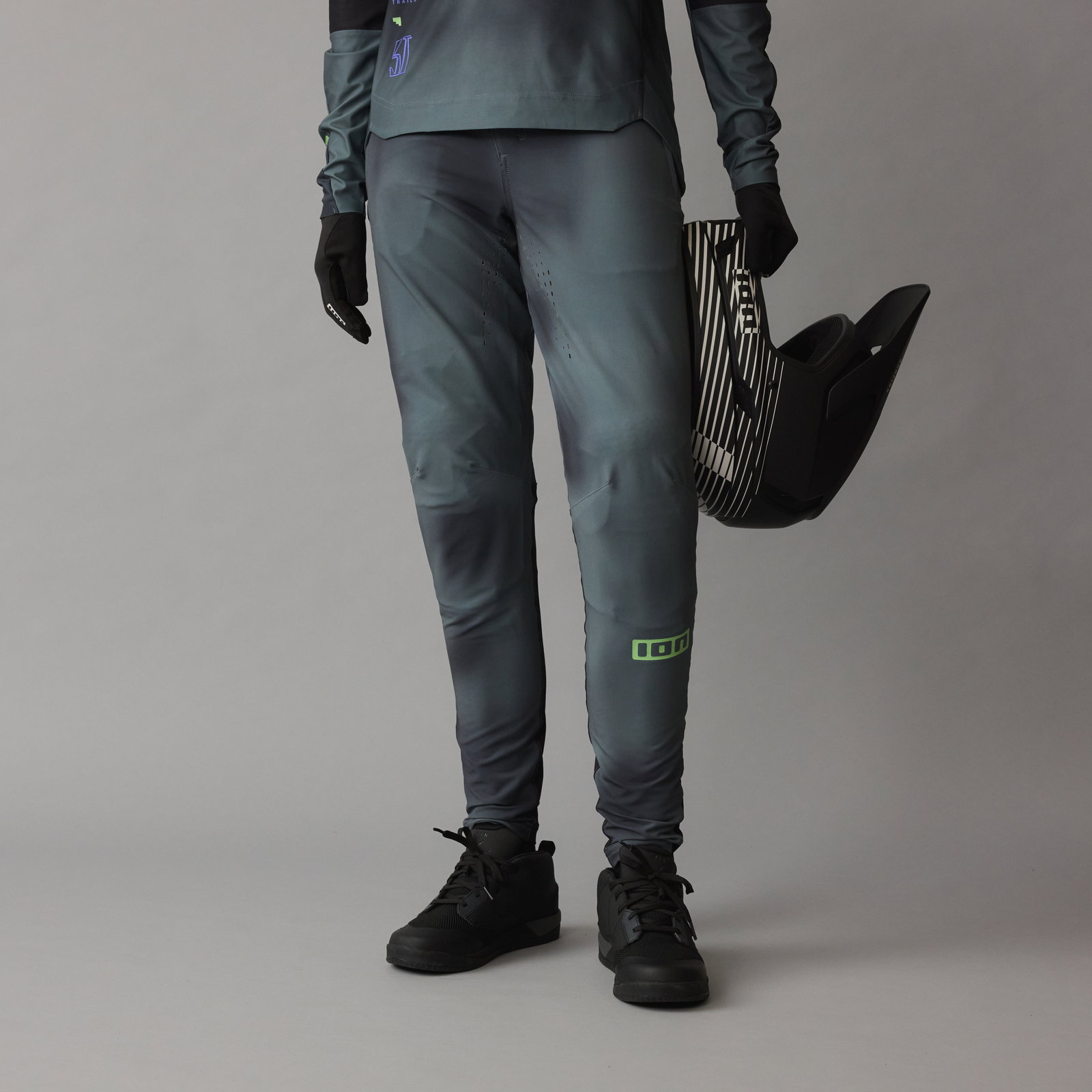 ION Bike Scrub UTAH unisex cycling pants in dark slate grey for freeride mountain biking