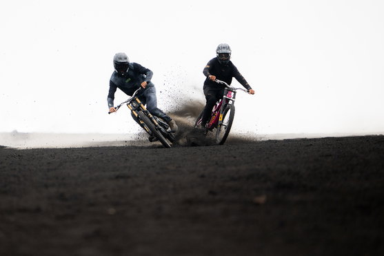 ION_Bike_Pants-Scrub-unisex_Action-Shots_2