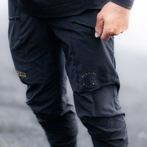 ION_Bike_Pants-Scrub-unisex_Model-Pictures_5