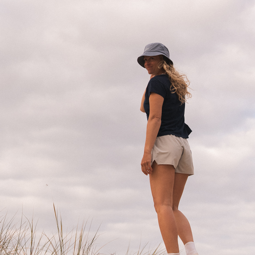 ION_Water_Boardshorts-Ionic-women_Model-Pictures_8