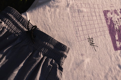 Boardshorts ION Tally 2,5" donna in seersucker grigio scuro con vita alta elasticizzata