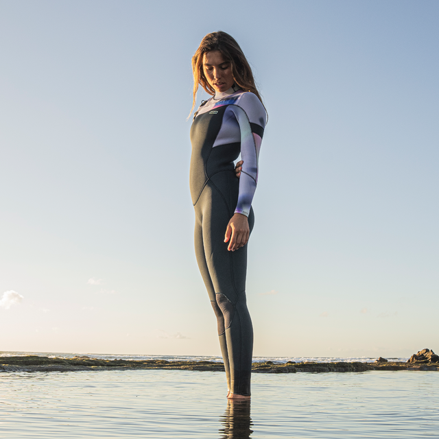 ION Amaze Core fato de mergulho completo 4/3mm zip frontal feminino em deep sea, azul claro e cinzento